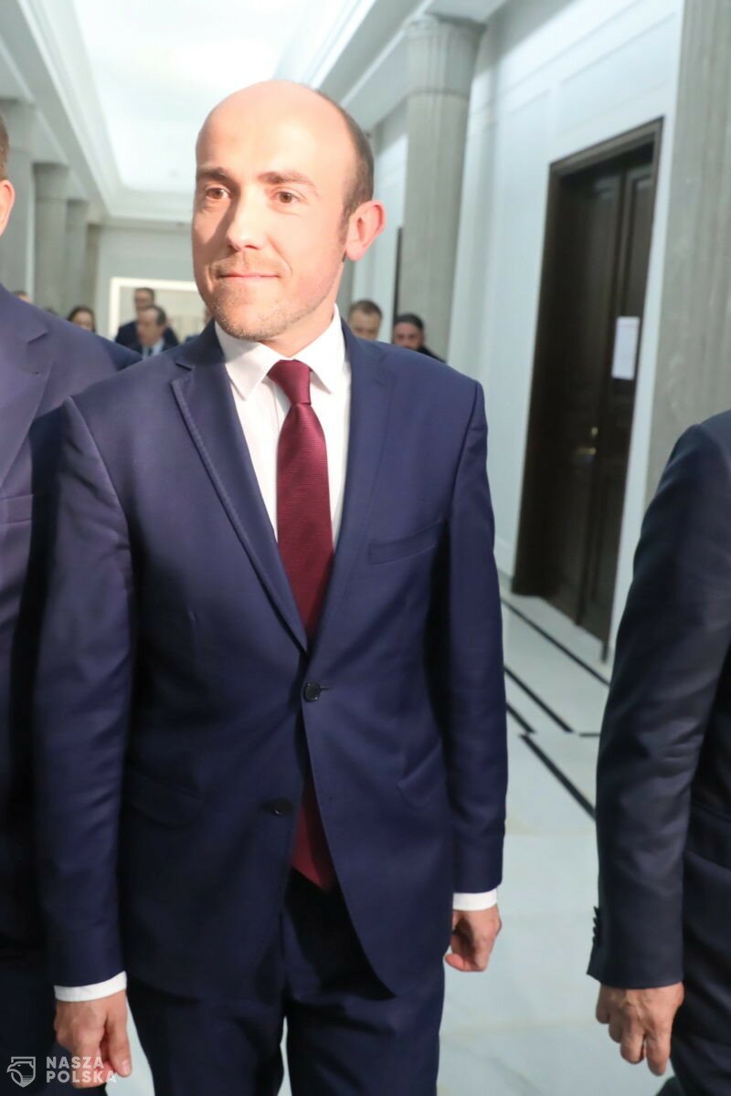 Ekspert o polskich politykach: Jeśli nie potrafisz, nie pchaj się na afisz