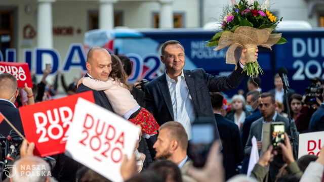 Prezydent Andrzej Duda podpisze w środę Kartę Rodziny