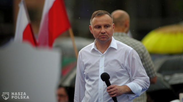 Protesty przeciwko Andrzejowi Dudzie w Krakowie