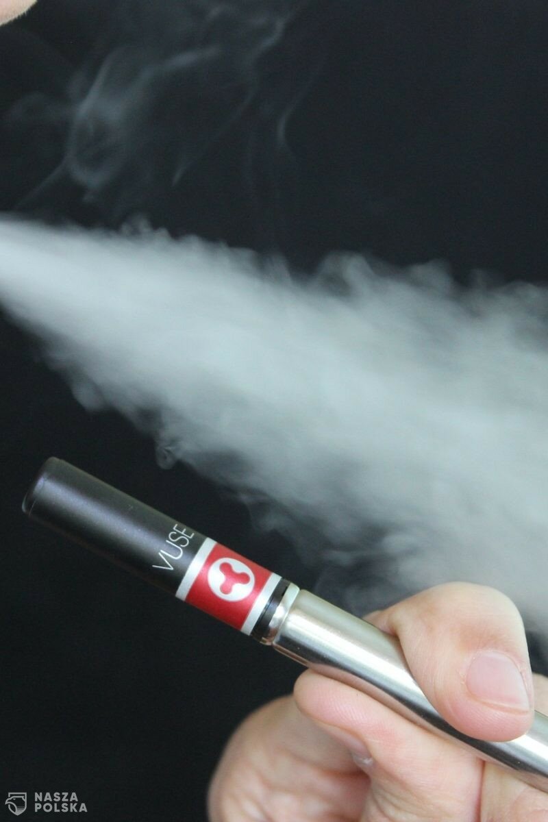 Całkowity zakaz sprzedaży e-papierosów jednorazowych może mieć skutek odwrotny do zamierzonego