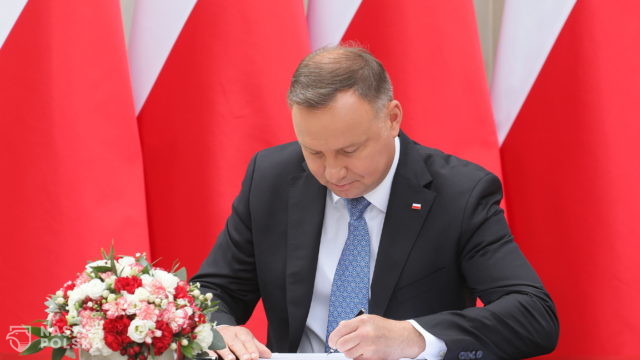 Prezydencki projekt zmiany konstytucji wpłynął do Sejmu
