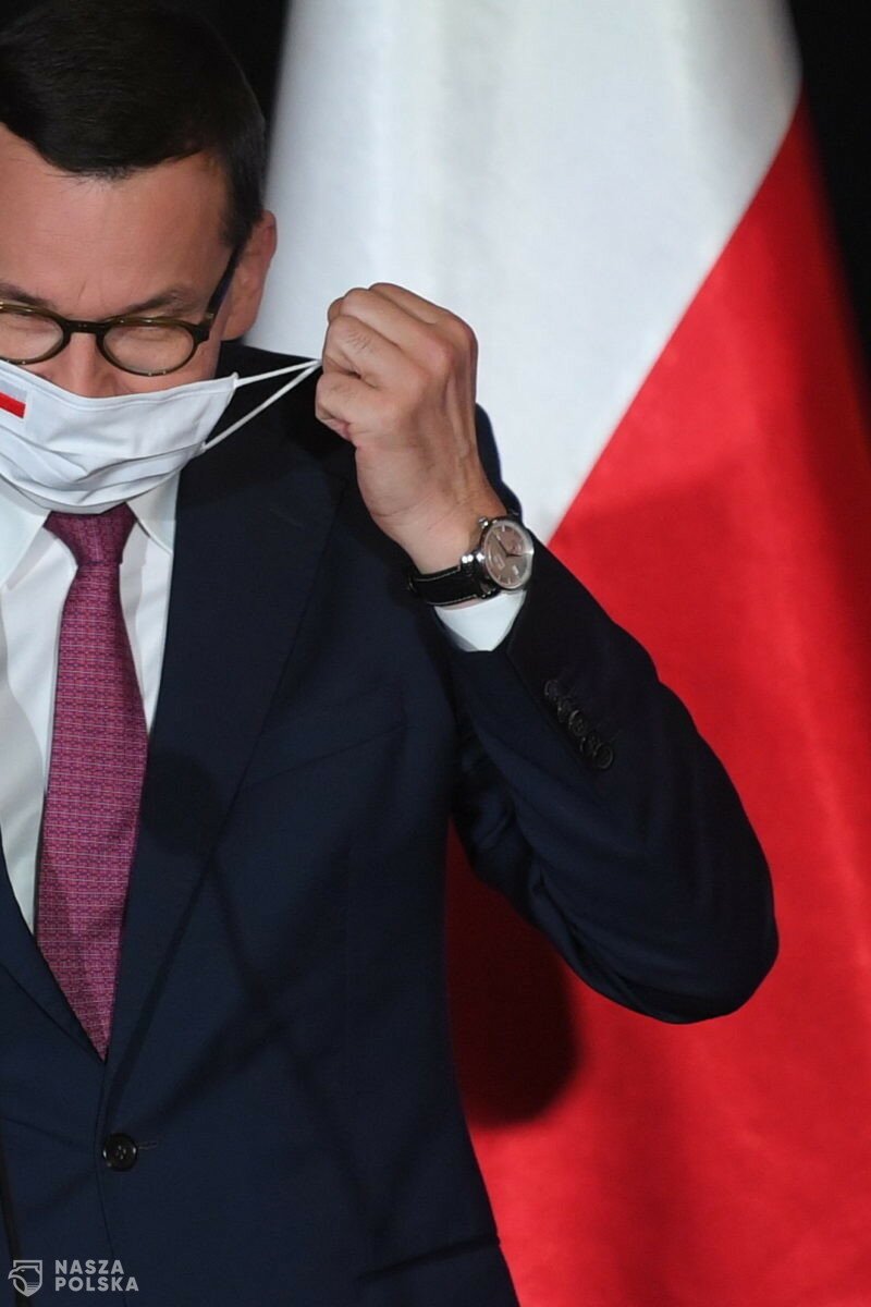 Premier: pacjenci, którzy nie chorują na COVID-19, nie są pacjentami drugiej kategorii