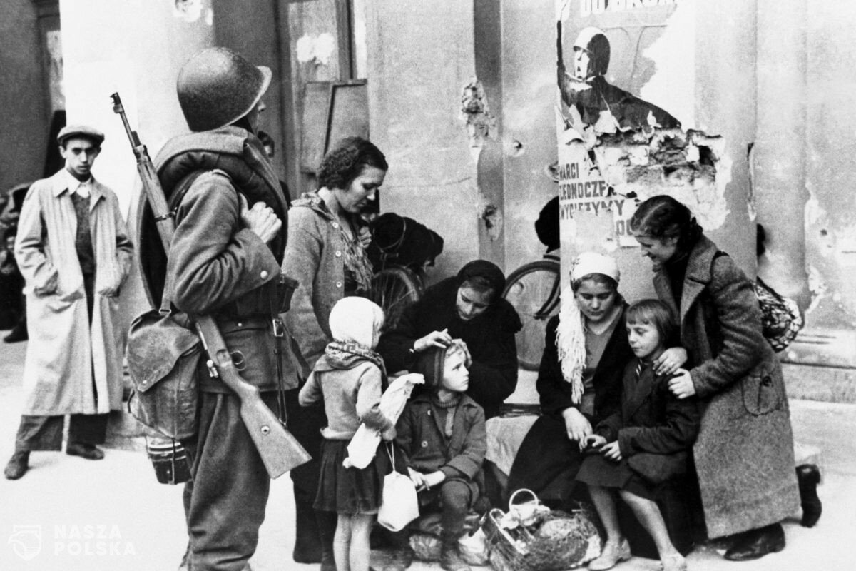 Związek Sowiecki 1930-59 w obiektywie amerykańskiego autora zdjęć oblężonej Warszawy 1939