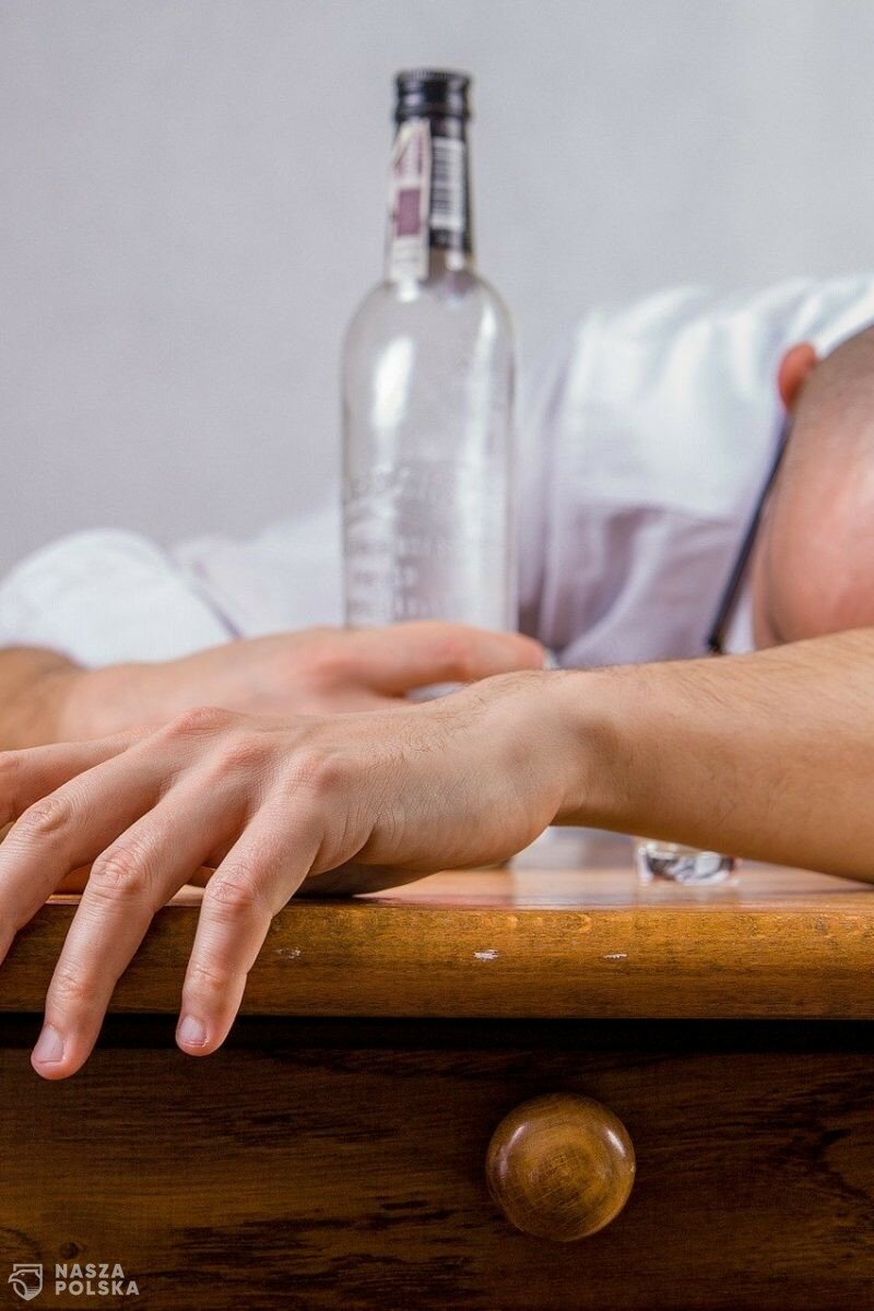 Używki i zły styl życia rujnują zdrowie Polaków