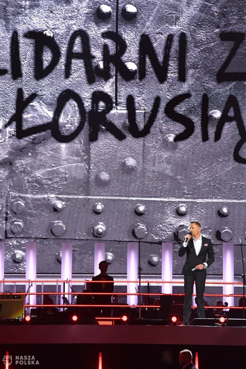 Na PGE Narodowym trwa koncert „Solidarni z Białorusią”