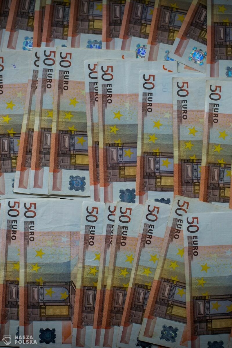 Unia Europejska/ 435 mld euro pomocy publicznej – z czego prawie 90 proc. dla Niemiec i Francji