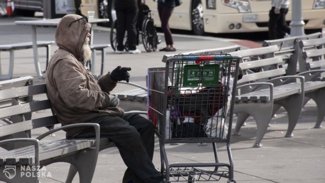 Ekspert: pandemia zwiększy ubóstwo na świecie, ofiarami ekonomicznymi – młodzi ludzie