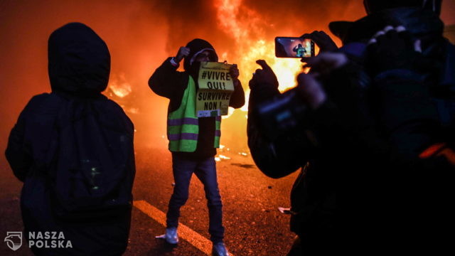 We Francji starcia z policją podczas marszu przeciw ustawie o „globalnym bezpieczeństwie”