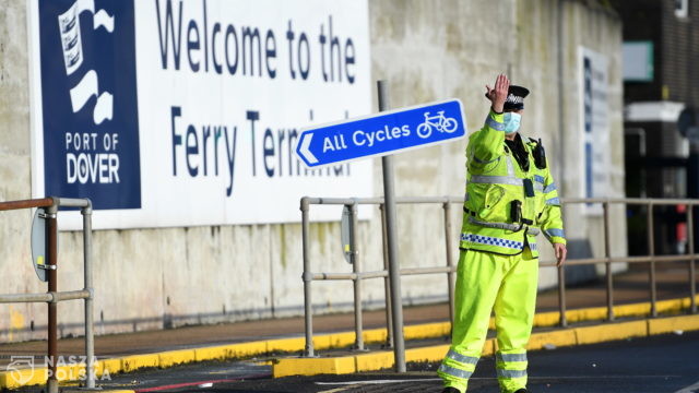 Medycy, którzy od czwartku wieczorem robili testy kierowcom w Dover, wracają do kraju