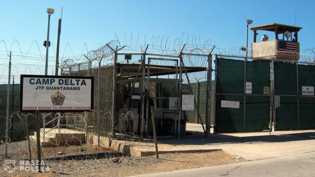 Pentagon wstrzymuje szczepienia więźniów Guantanamo