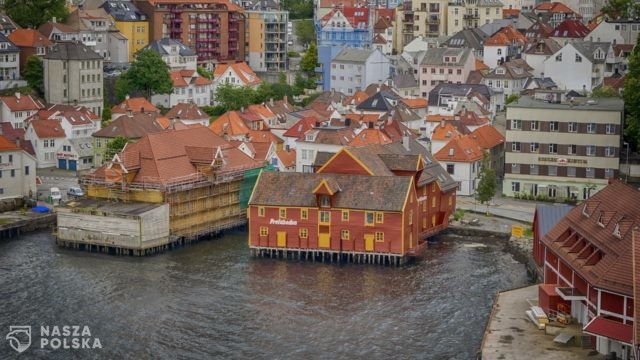 Norwegia/ Prohibicja. Wojsko „pomoże” w szczepieniach na Covid-19