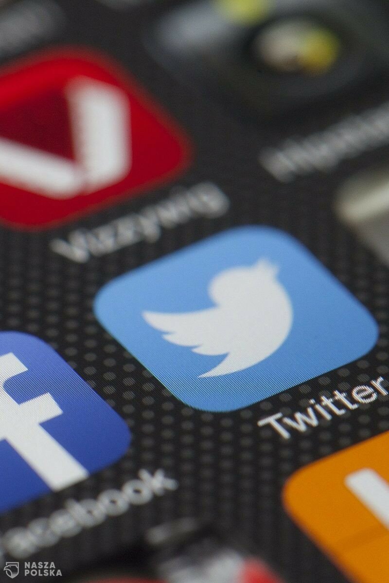 Miedwiediew pisze na Twitterze o „zniknięciu Ukrainy”. Musk nie reaguje