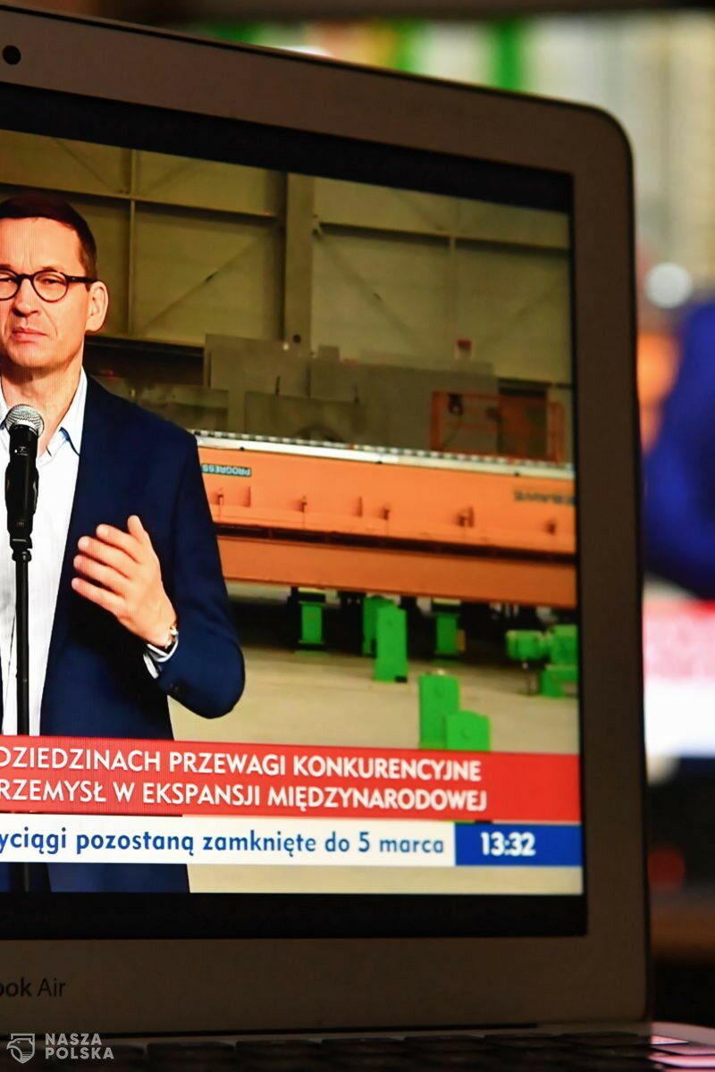 Premier: podatek od reklam musi być progresywny