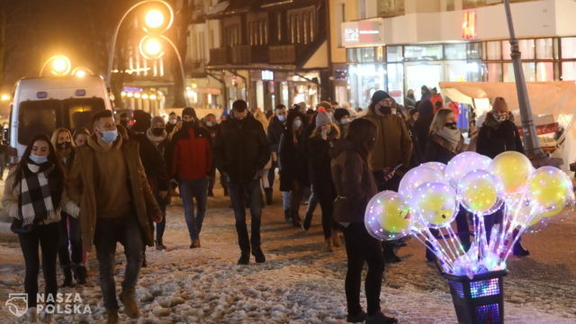 Zakopane pełne turystów; noc minęła spokojnie