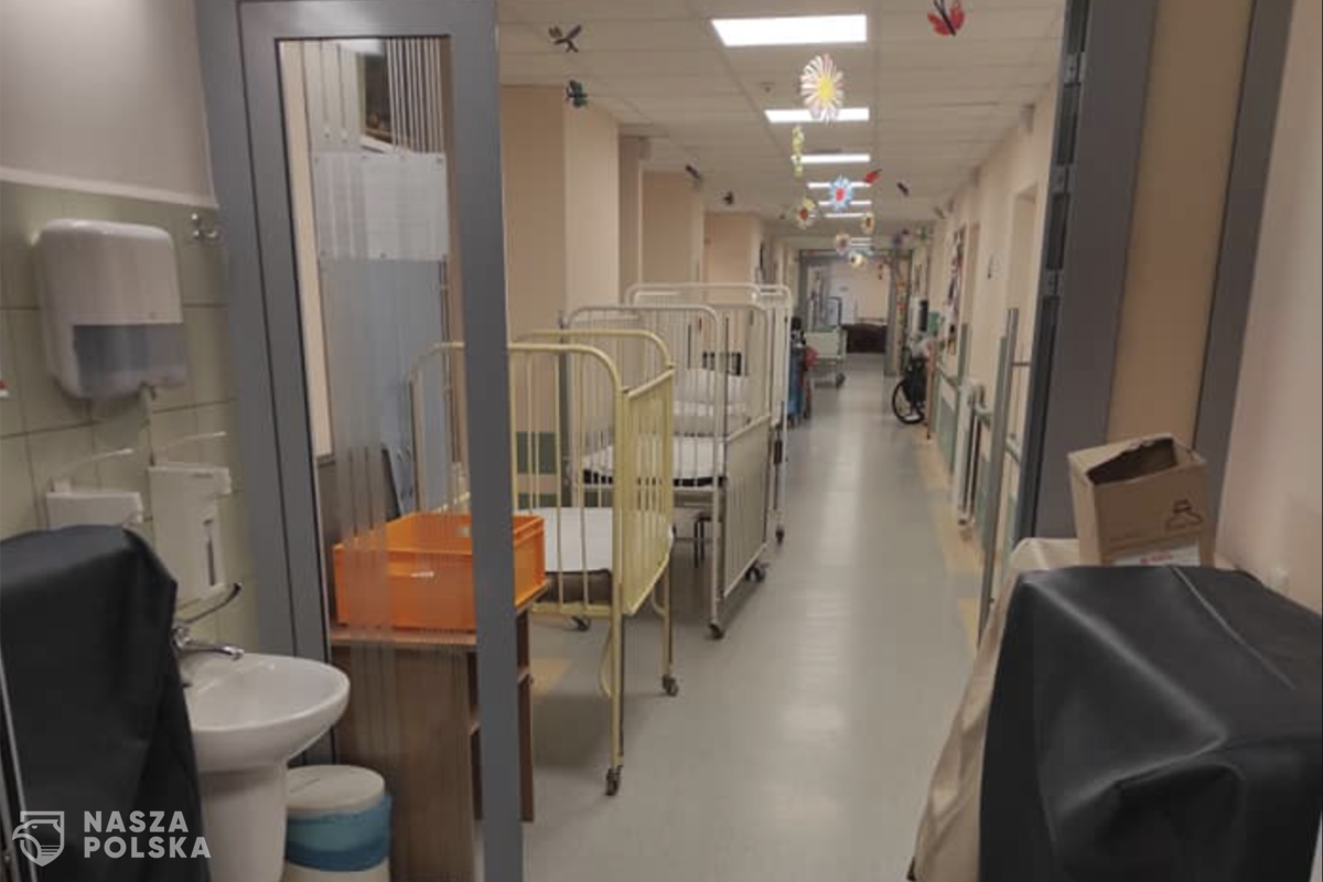 Odpowiedź olsztyńskiego szpitala na zarzuty mamy małego pacjenta