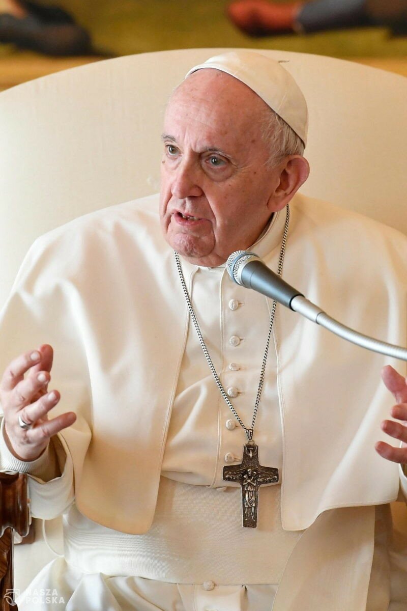 Papież apeluje o zawieszenie patentów na szczepionki