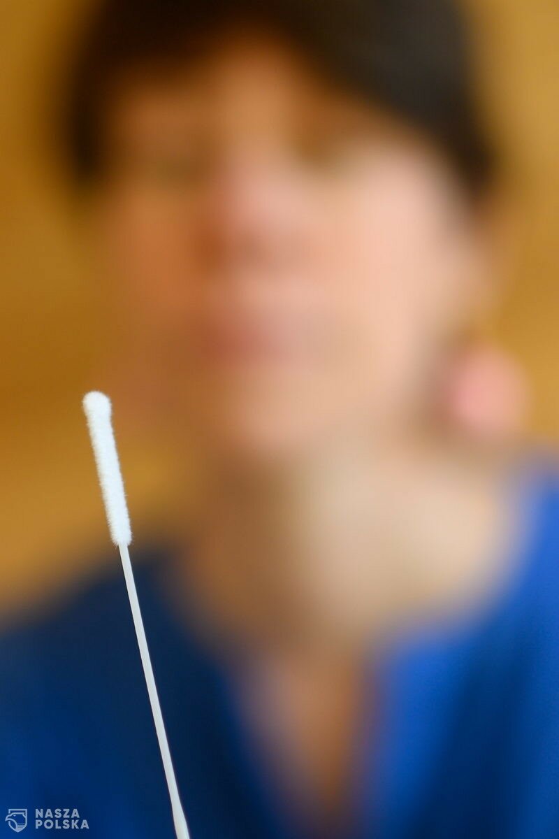 Trzy tygodnie kwarantanny dla zakażonych i osób, które miały styczność z wariantem Delta?