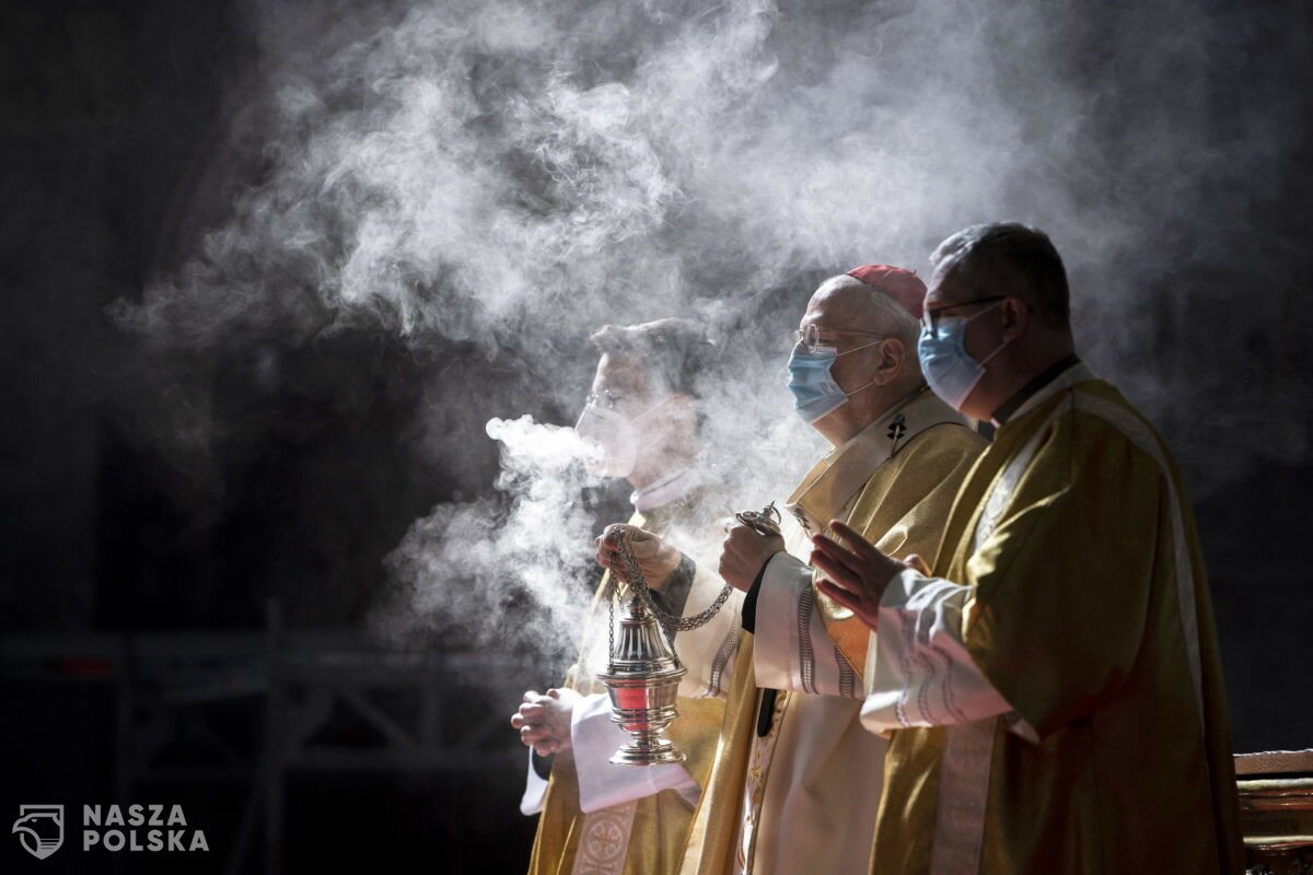 W. Brytania/ Wielkanoc w polskich kościołach – z ograniczeniami, ale na żywo