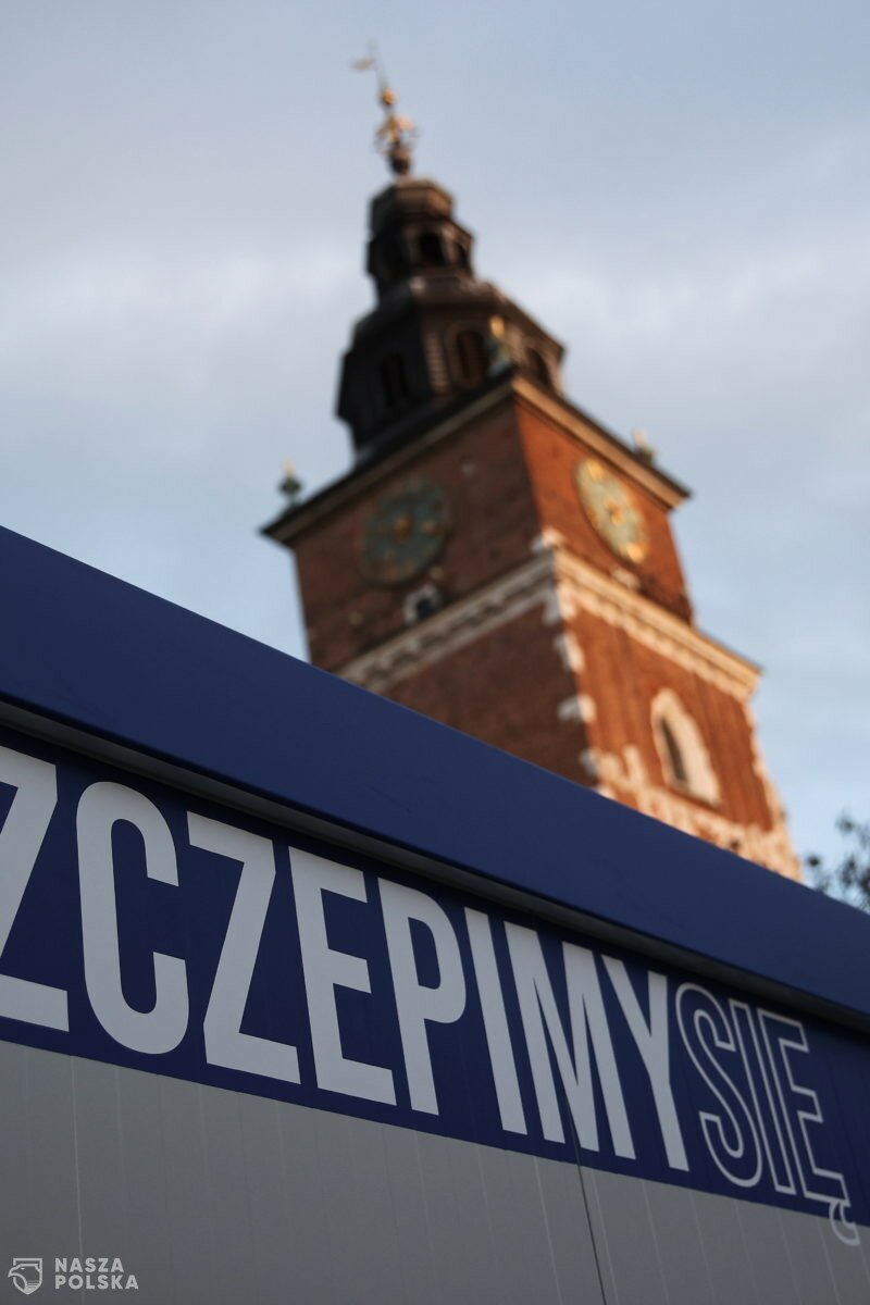 MZ: Zaledwie 0,26 proc. w pełni zaszczepionych zostało zakażonych