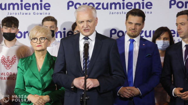 Porozumienie zostaje w Zjednoczonej Prawicy, ale stawia pewne warunki