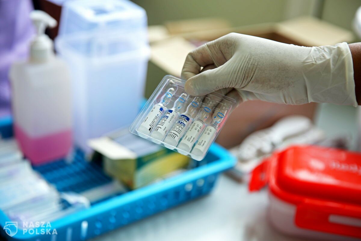 BBC: opóźnienia w dostawach Sputnika V wywołują gniew na świecie