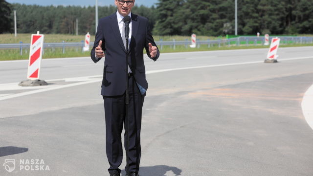 Premier: Każdy kilometr nowej drogi to możliwości przyciągania przedsiębiorców i rozwoju regionu