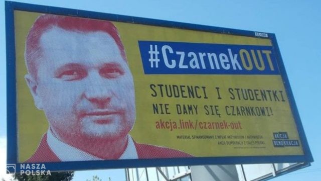 Czarnek o kampanii billboardowej Akcji Demokracji: jest przede wszystkim wymierzona w dzieci