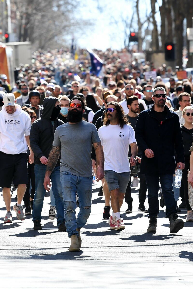 [FILM] Australia/ Fala protestów przeciwko segregacji sanitarnej