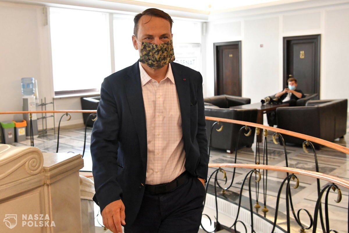 Radosław Sikorski: Kaczyńskiemu się pogarsza Radosław Sikorski: Kaczyńskiemu się pogarsza