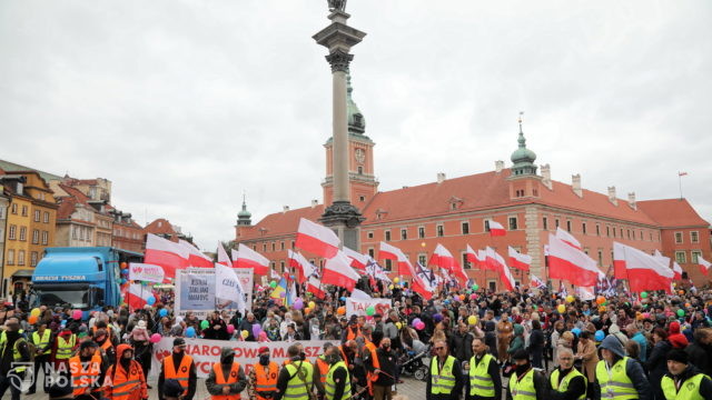 Ulicami stolicy przeszedł XVI Narodowy Marsz Życia i Rodziny