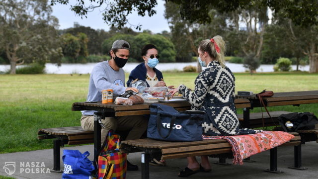 Australia/ W Sydney złagodzono restrykcje dla w pełni zaszczepionych