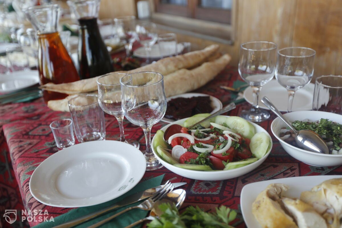 Lokale gastronomiczne powoli odrabiają straty po lockdownie