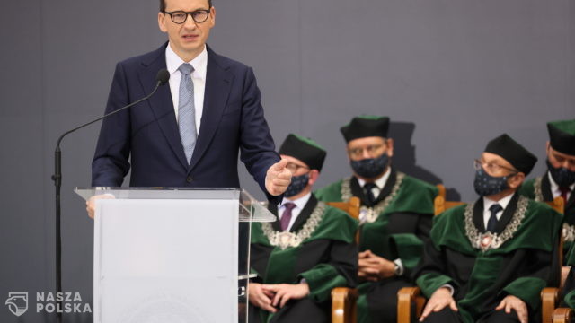 Premier: na naszych oczach dzieje się wielka rewolucja