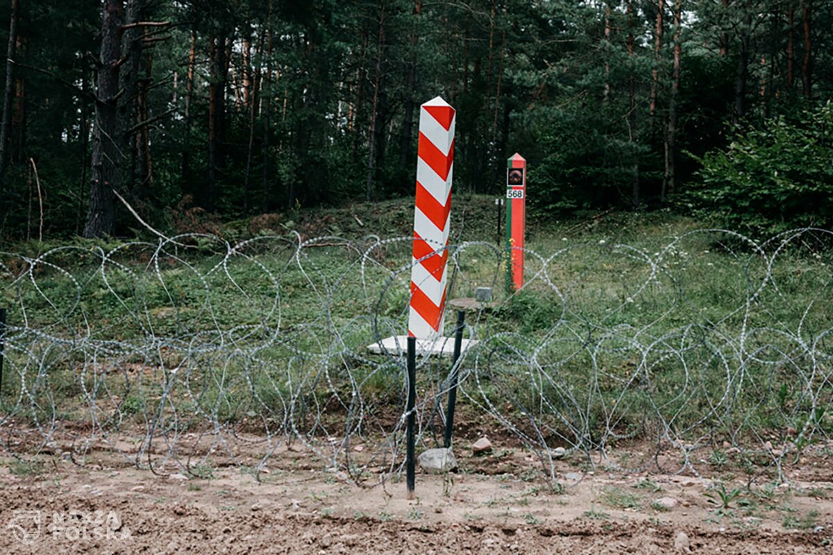 Wiceszef MON: Musimy pogodzić humanitaryzm i bezpieczeństwo na granicy Wiceszef MON: Musimy pogodzić humanitaryzm i bezpieczeństwo na granicy