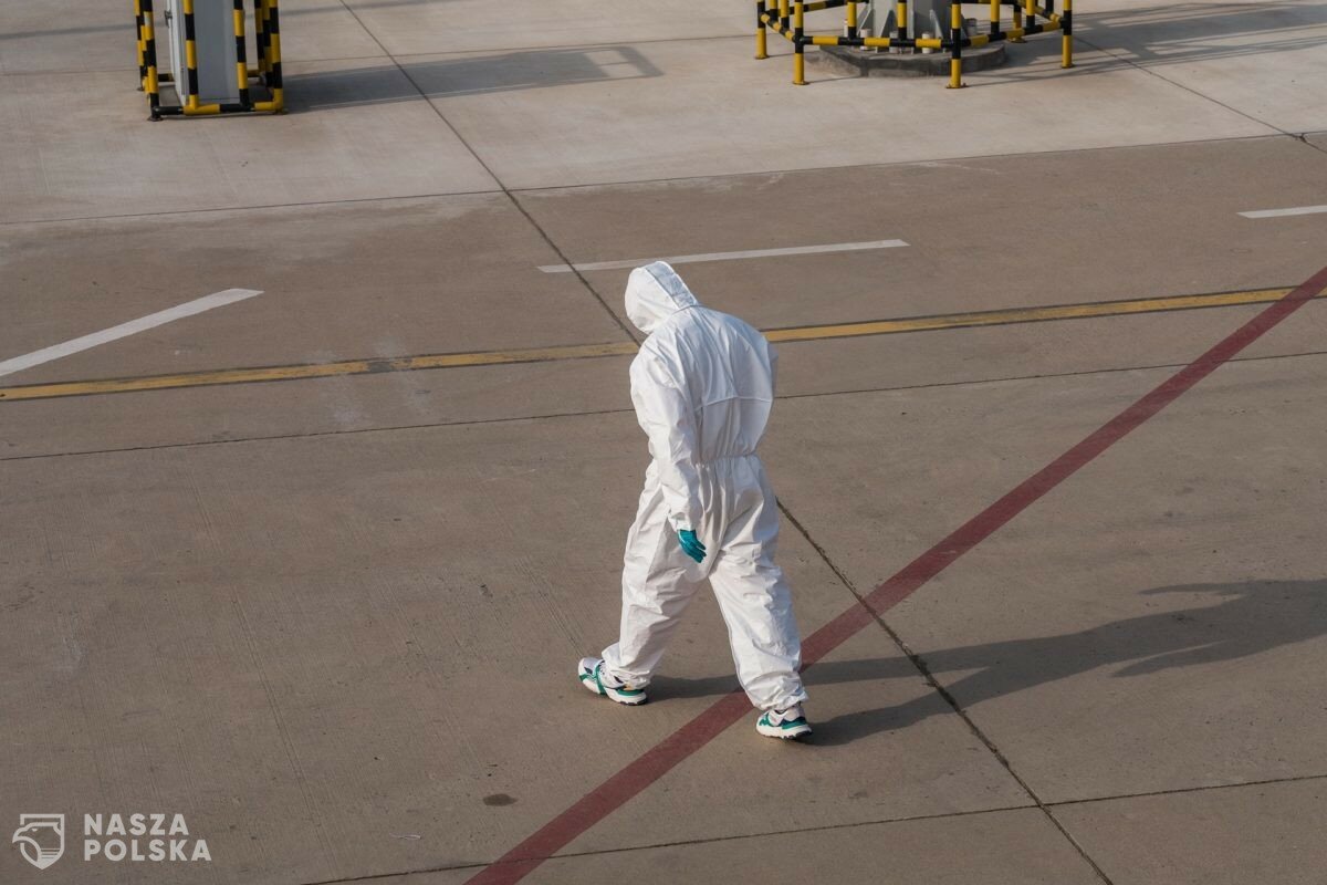 Szwajcaria/ Z powodu sześciu przypadków Omikrona, ponad 2 tys. osób wylądowało na kwarantannie