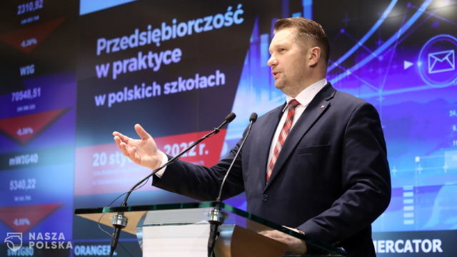 Biznes i zarządzanie zamiast podstaw przedsiębiorczości? Tego chce minister Czarnek