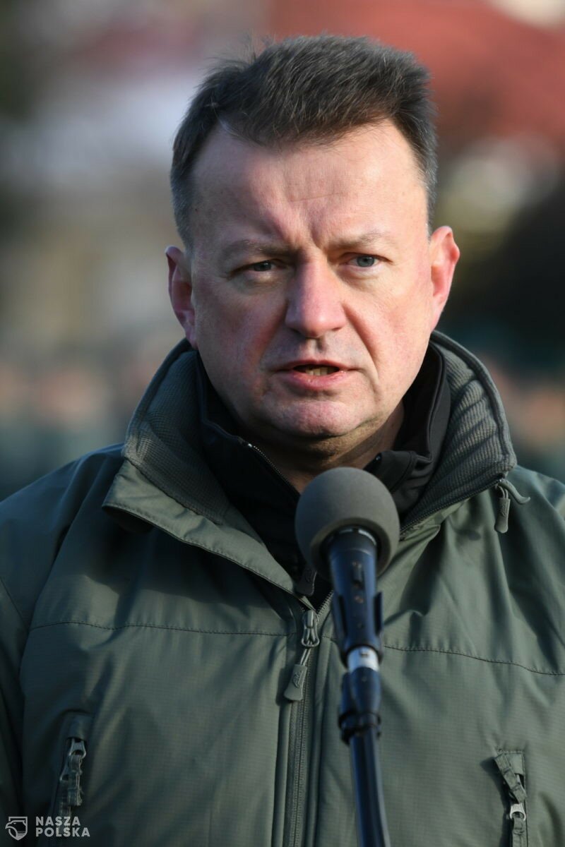 Szef MON: Zgodnie z zapowiedziami 1,7 tys. dodatkowych żołnierzy USA zostanie przeniesionych do Polski