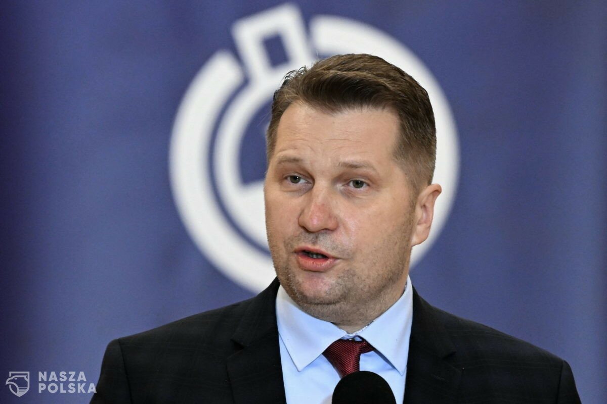 Czarnek: W przyszłym tygodniu decyzja o ewentualnym skróceniu nauki zdalnej w 5 województwach Czarnek: W przyszłym tygodniu decyzja o ewentualnym skróceniu nauki zdalnej w 5 województwach