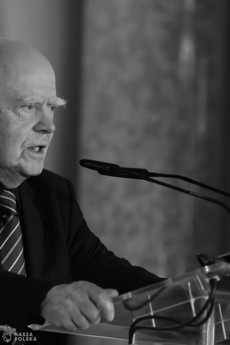 Premier: Mieliśmy ogromne szczęście żyć w czasach Jarosława Marka Rymkiewicza