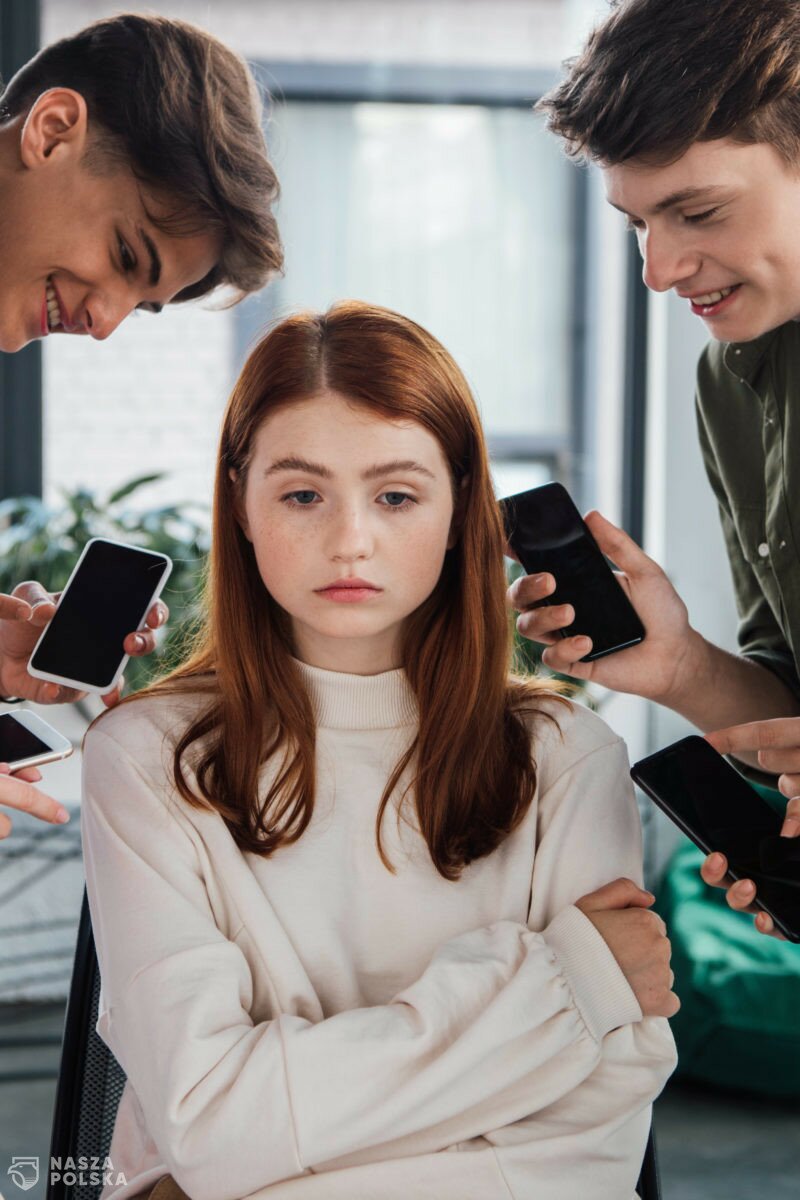 Młodzi Polacy mają dość polityki