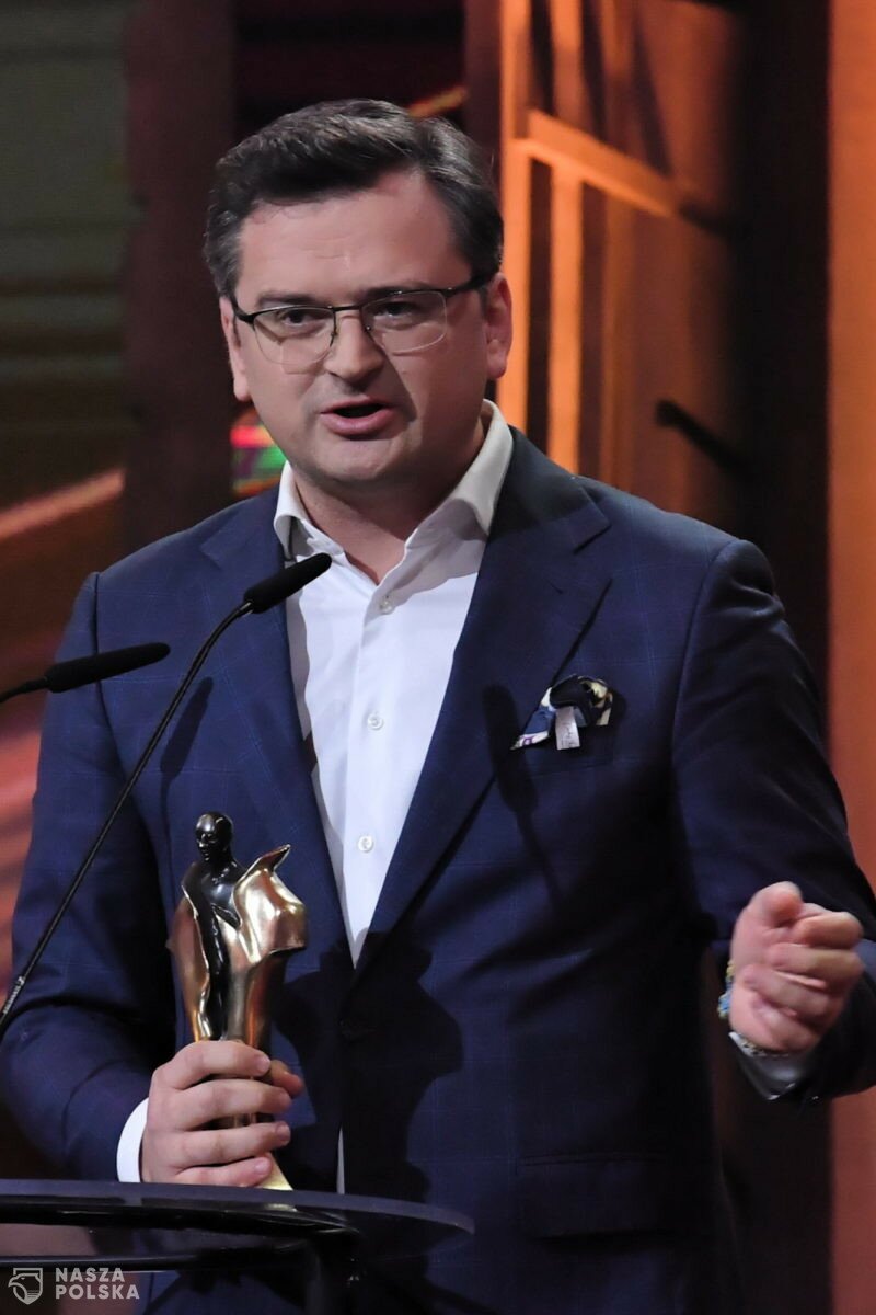 Wołodymyr Zełenski i Andrzej Poczobut laureatami Wiktorów