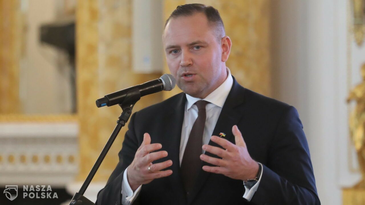 Prezes IPN: w Polsce istnieje około 60 pomników, które należy zburzyć