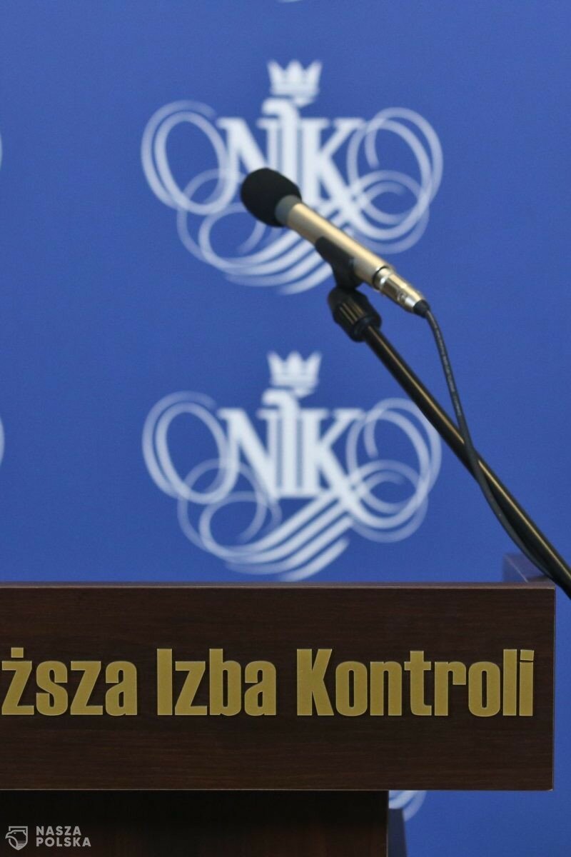 Dodatki covidowe skontrolowane przez NIK: „Wypłacane wielokrotnie, nawet na ponad 40 tys. zł”