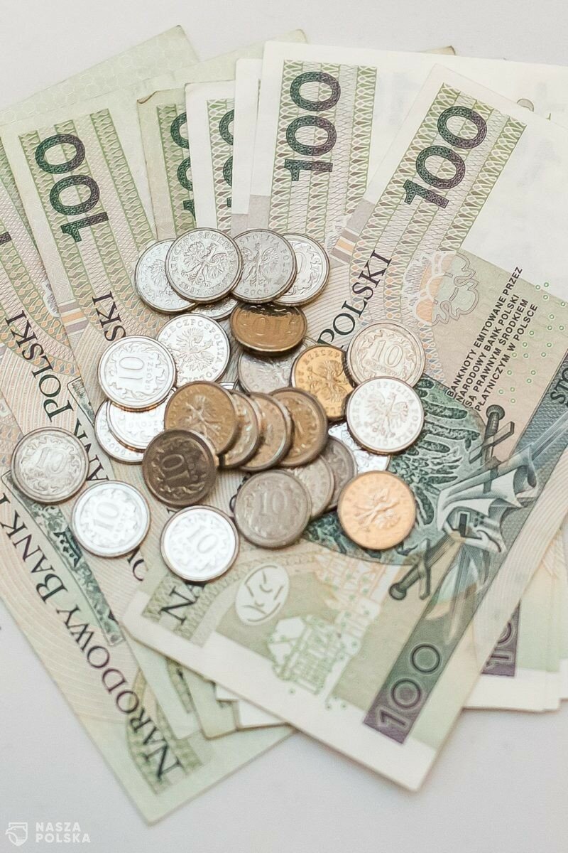 Prawo.pl: wprowadzenie minimalnego stażu pracy może zahamować lawinowy wzrost mikroemerytur