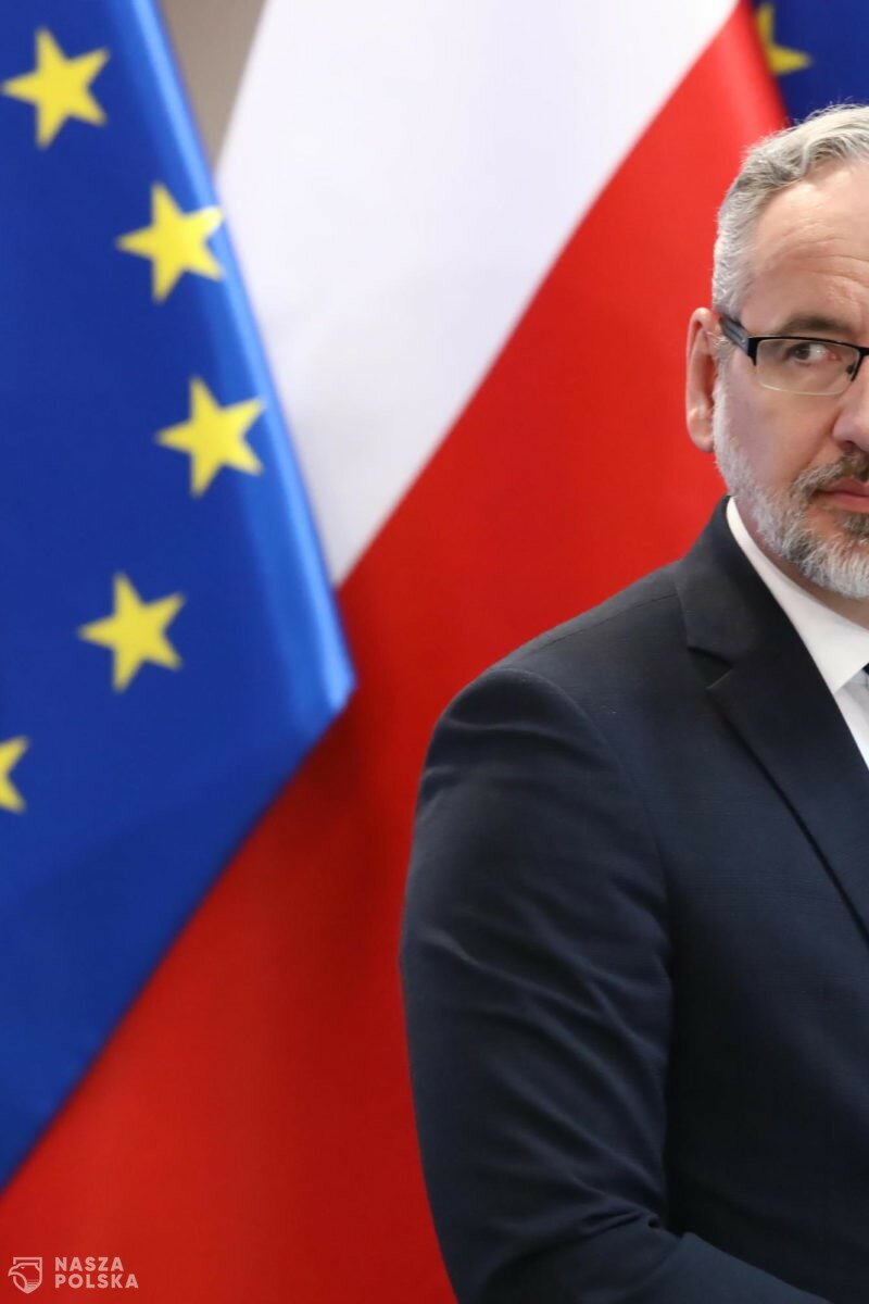 Niedzielski: w przypadku COVID-19 czekają nas trzy, cztery, może pięć miesięcy względnego spokoju