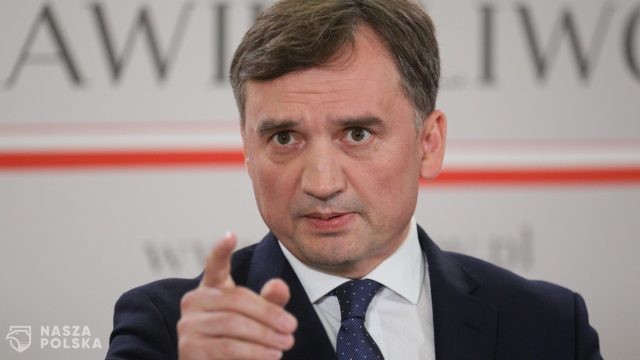 Minister Ziobro: polski żołnierzu, pamiętaj, żaden śmieć nie jest w stanie cię obrazić