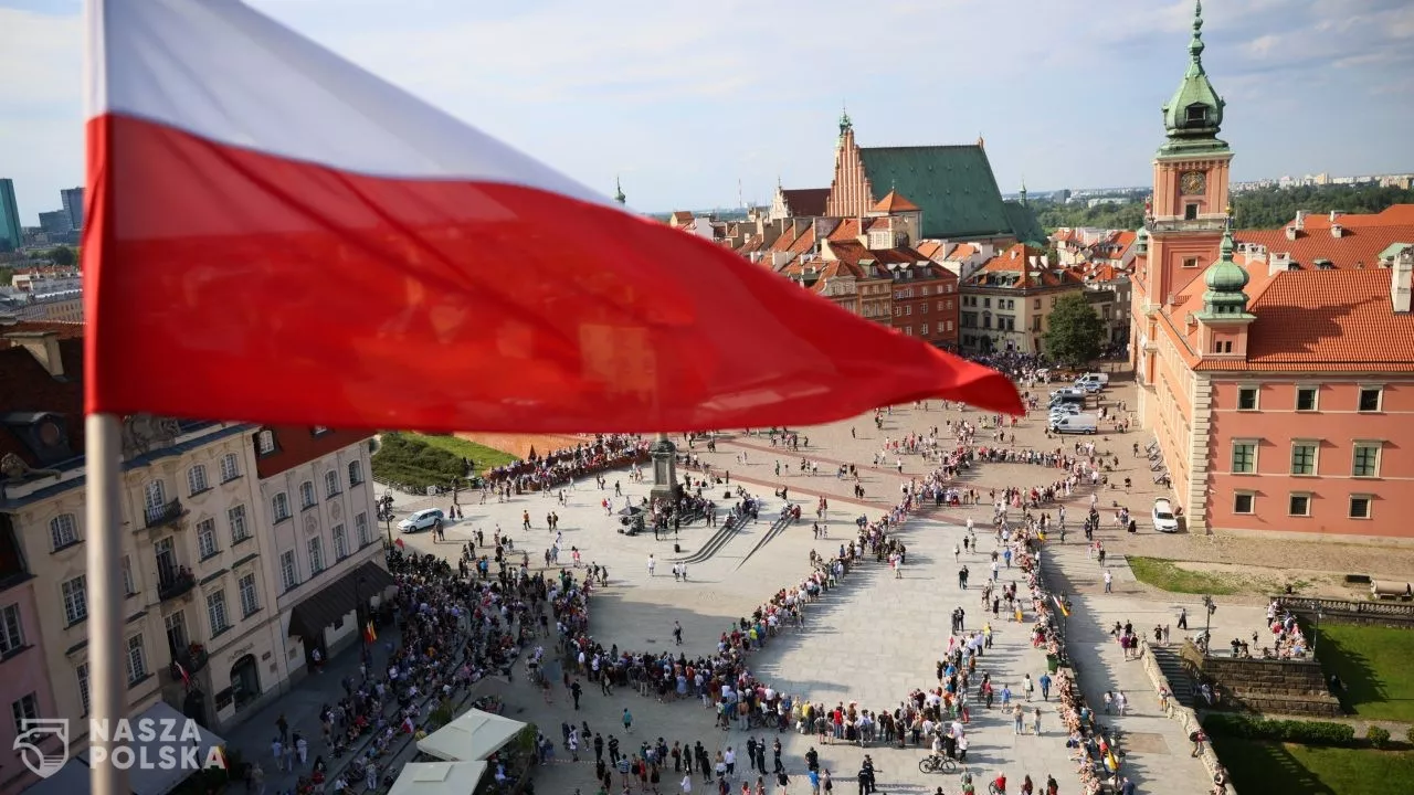 Warszawa: miasto oddało hołd powstańcom warszawskim w Godzinie W