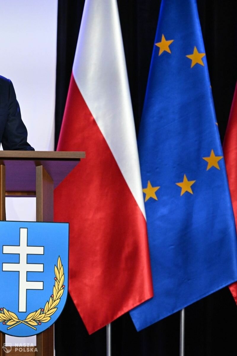 Premier: Staramy się wspierać samorządy we wszystkich działaniach