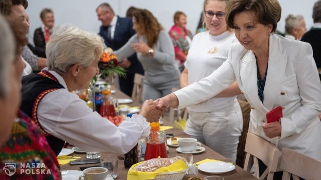 Minister Maląg: staramy się tworzyć dobry klimat dla rozwoju rodzin