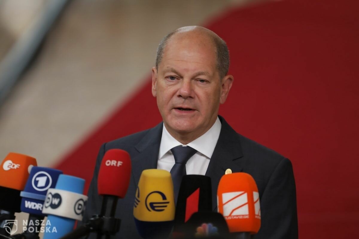 Scholz odrzuca polskie żądania reparacji Scholz odrzuca polskie żądania reparacji